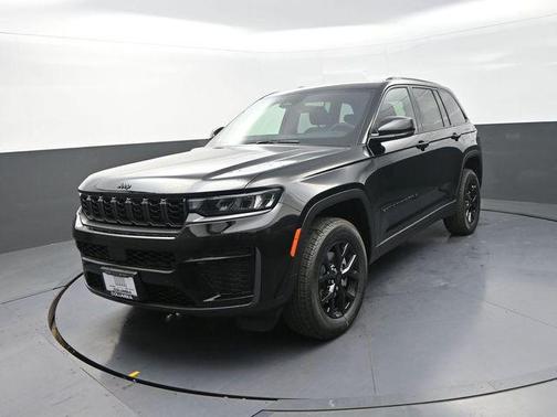 2026 Jeep Grand Cherokee Altitude