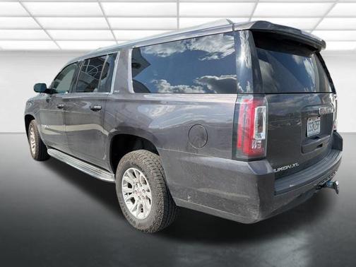 Iridium Metallic 2018 GMC Yukon XL SLT