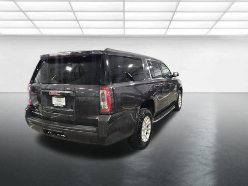 Iridium Metallic 2018 GMC Yukon XL SLT