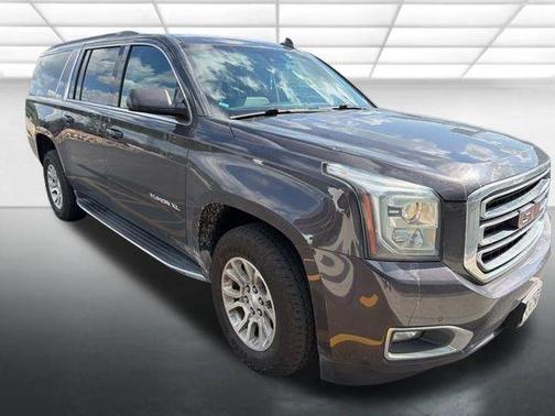 Iridium Metallic 2018 GMC Yukon XL SLT