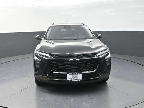 Mosaic Black Metallic 2025 Chevrolet Trax FWD ACTIV