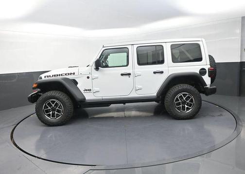 Bright White Clearcoat 2026 Jeep Wrangler Rubicon