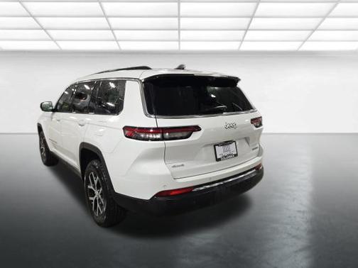 Bright White Clearcoat 2024 Jeep Grand Cherokee L Limited