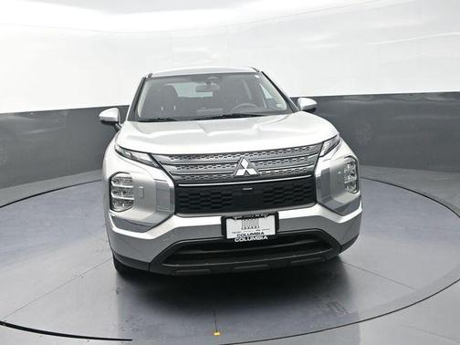 Alloy Silver Metallic 2022 Mitsubishi Outlander ES 2.5 S-AWC