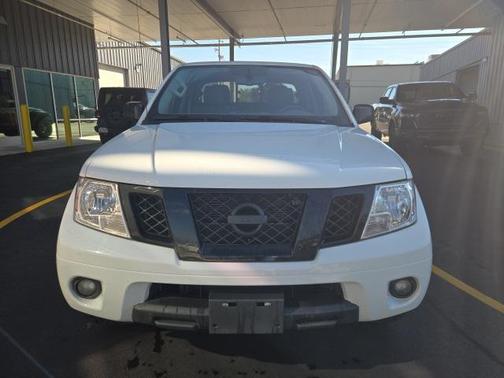 2021 Nissan Frontier SV