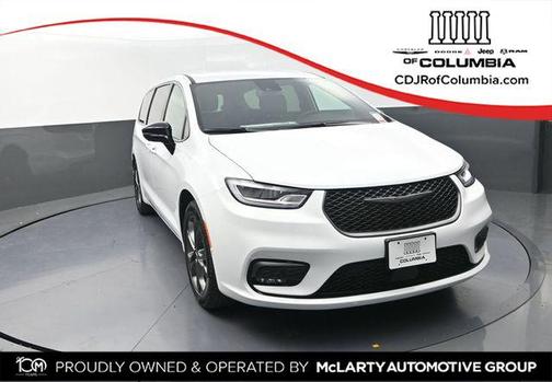 2026 Chrysler Pacifica L