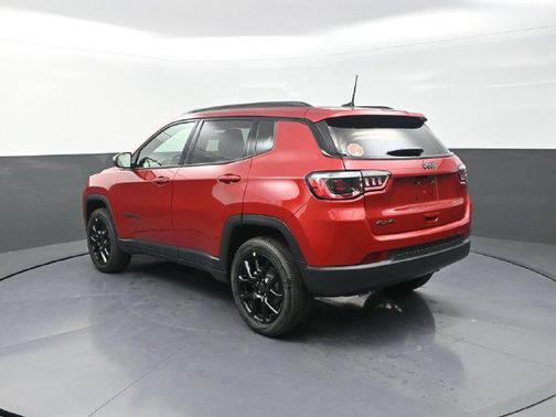 Red Hot Pearlcoat 2026 Jeep Compass Sport