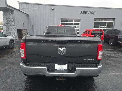2024 RAM 3500 Tradesman Crew Cab 4x4 8' Box