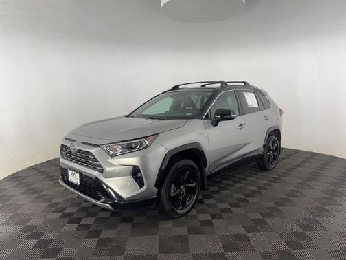 2021 Toyota RAV4 Hybrid SE