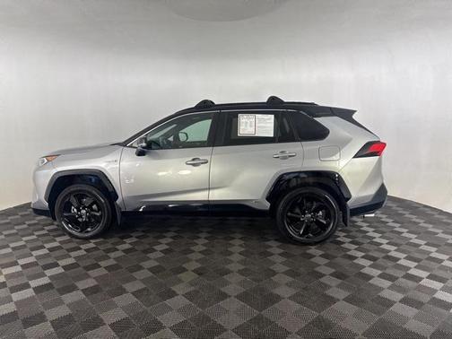 2021 Toyota RAV4 Hybrid SE