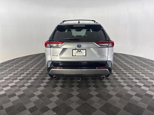 2021 Toyota RAV4 Hybrid SE