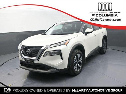 Pearl White Tricoat 2023 Nissan Rogue SV