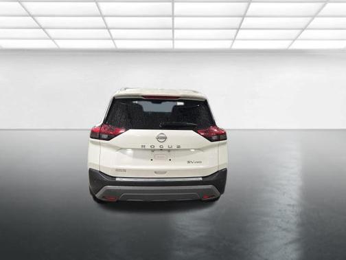 Pearl White Tricoat 2023 Nissan Rogue SV