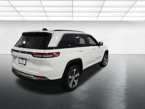 Bright White Clearcoat 2022 Jeep Grand Cherokee 4xe Base