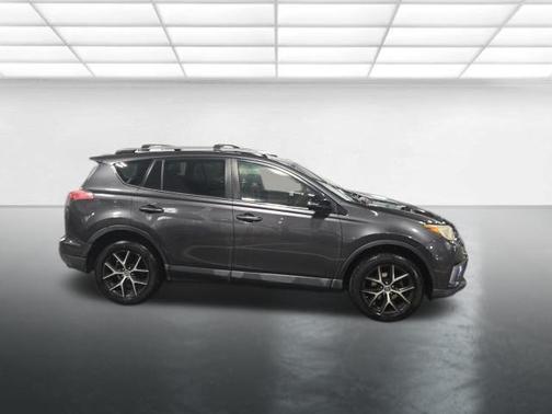 2016 Toyota RAV4 SE