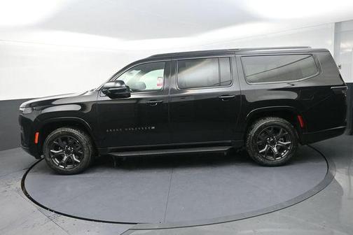 High Gloss Black 2026 Jeep Grand Wagoneer L Limited Altitude 4x4