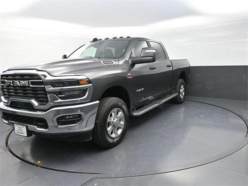 2025 RAM 2500 Big Horn Crew Cab 4x4 6'4' Box