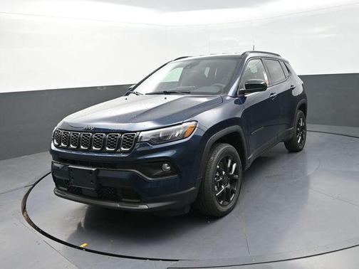 Fathom Blue Pearl Coat 2026 Jeep Compass Latitude