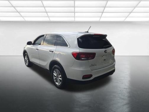 Snow White Pearl 2020 Kia Sorento LX