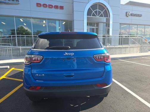 2024 Jeep Compass Sport