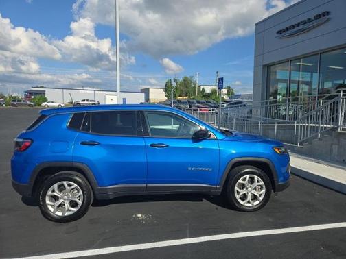 2024 Jeep Compass Sport
