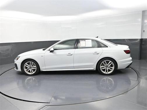 2023 Audi A4 45 S line Premium Plus