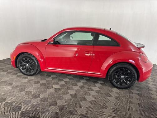2019 Volkswagen Beetle 2.0T S