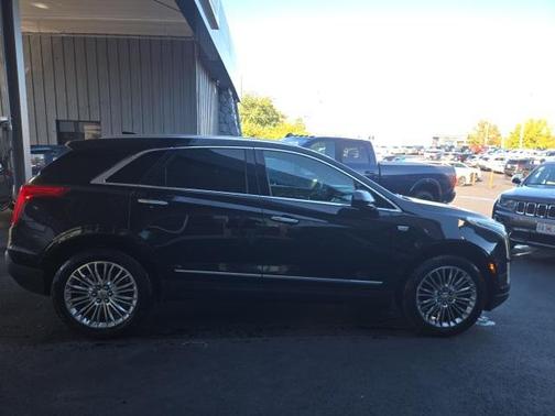 2017 Cadillac XT5 Platinum