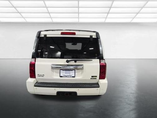 Stone White Clearcoat 2007 Jeep Commander Limited