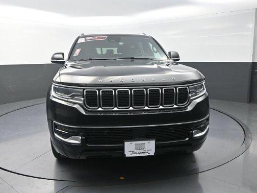 Diamond Black Crystal Pearlcoat 2023 Jeep Wagoneer Series I 4x4