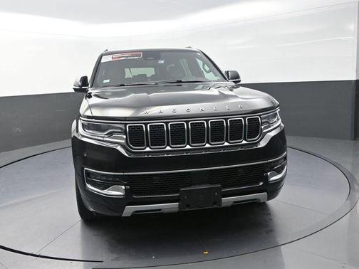 Diamond Black Crystal Pearlcoat 2024 Jeep Wagoneer L Series II 4x4