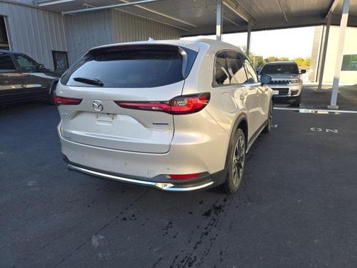 2024 Mazda CX-90 PHEV Premium Plus