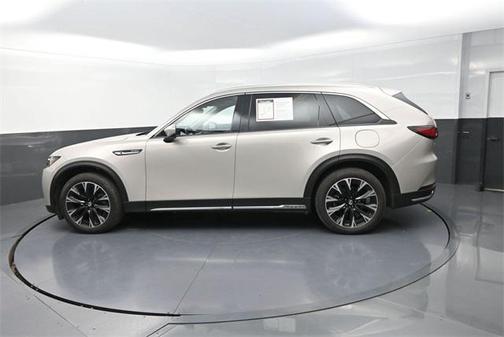 2024 Mazda CX-90 PHEV Premium Plus
