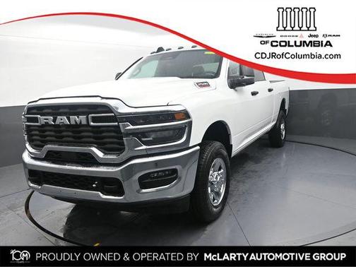 Bright White Clearcoat 2026 RAM 2500 Tradesman Crew Cab 4x4 6'4' Box