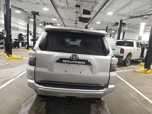 2024 Toyota 4Runner TRD Off Road