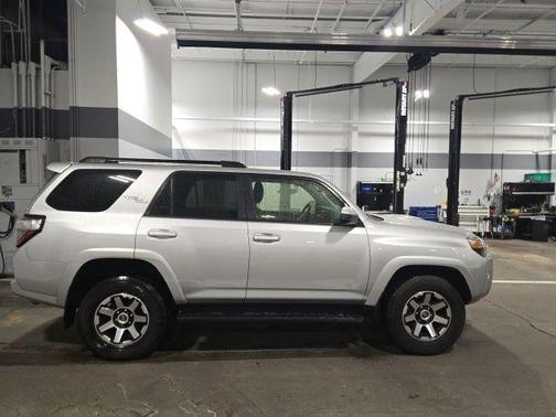 2024 Toyota 4Runner TRD Off Road