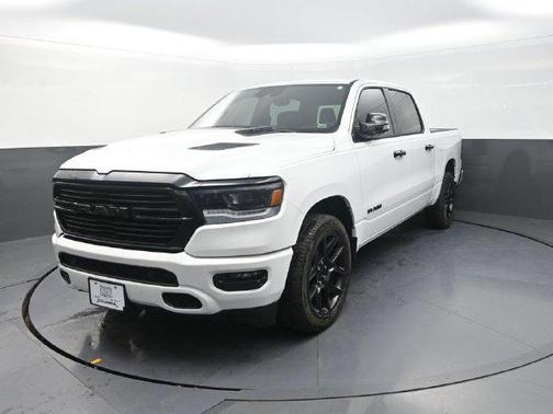 Bright White Clearcoat 2024 RAM 1500 Laramie