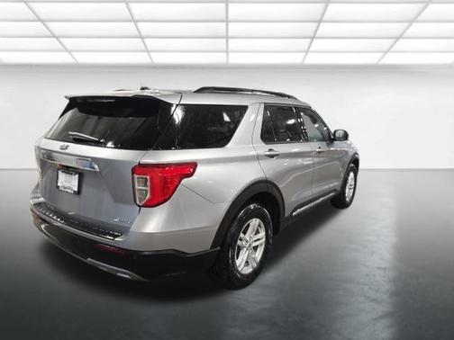 Silver Metallic 2024 Ford Explorer XLT
