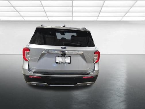 Silver Metallic 2024 Ford Explorer XLT