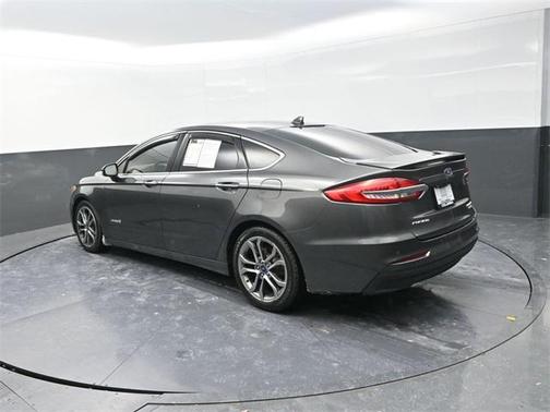 2019 Ford Fusion Hybrid Titanium
