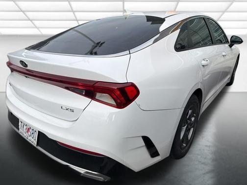 Glacial White Pearl 2021 Kia K5 LXS