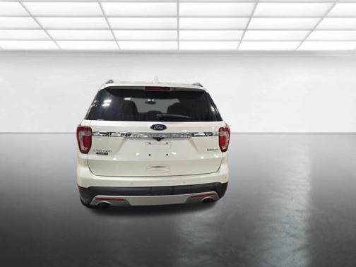 White Platinum Clearcoat Metallic 2016 Ford Explorer Limited