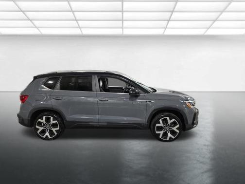 2023 Volkswagen Taos 1.5T SEL