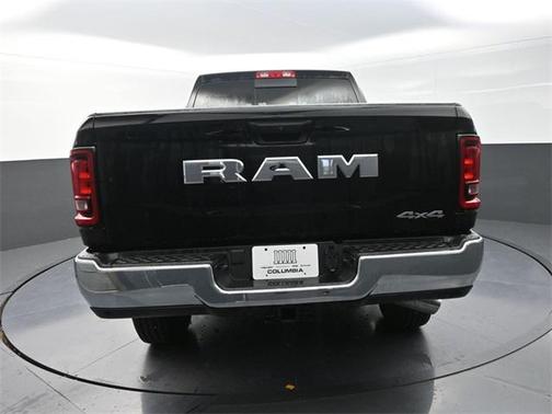 2025 RAM 2500 Tradesman Crew Cab 4x4 6'4' Box