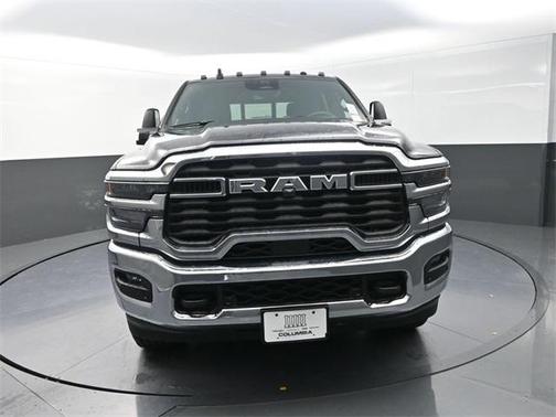 2025 RAM 2500 Tradesman Crew Cab 4x4 6'4' Box