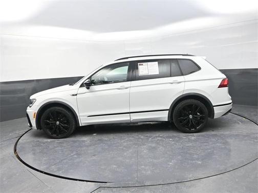 2021 Volkswagen Tiguan 2.0T SE R-Line Black