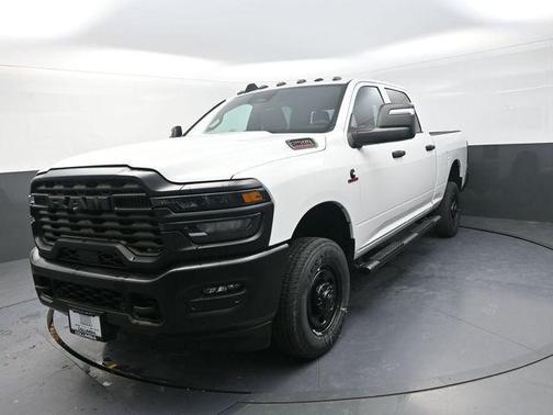 2026 RAM 2500 Tradesman Crew Cab 4x4 6'4' Box