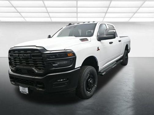 2026 RAM 2500 Tradesman Crew Cab 4x4 6'4' Box