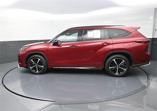2022 Toyota Highlander XSE