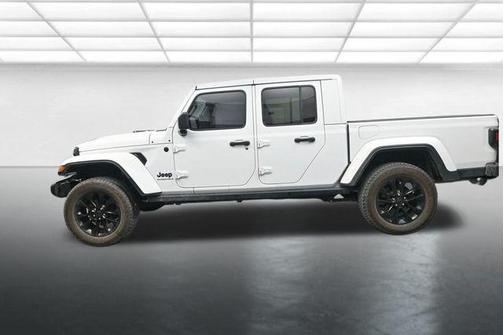 2025 Jeep Gladiator Nighthawk
